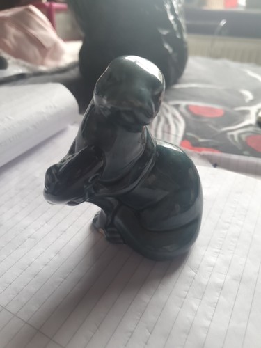 Poole pottery vintage otter - poole,