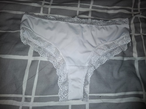 White breifs size - white,