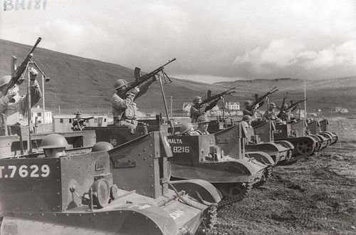 Universal carrier armoured ww2 - armoured,