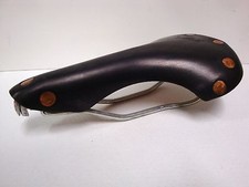 NOS IDEALE SWALLOW SADDLE SEAT