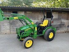 John Deere 2032R compact
