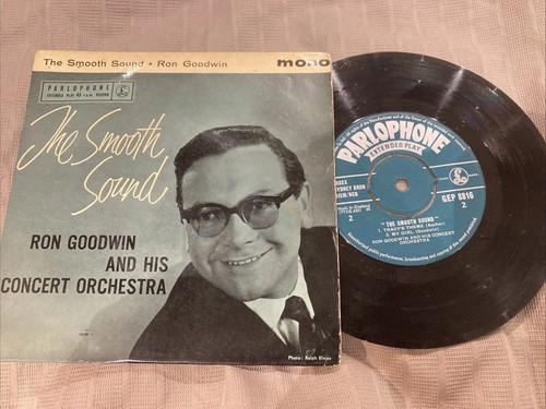 The smooth sound - sound, ron