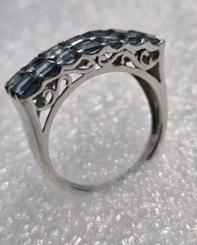 9ct white gold gtv blue - white,