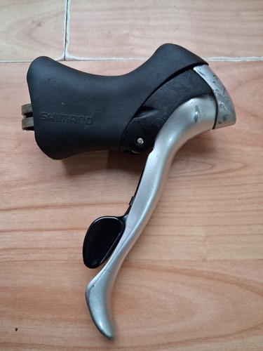 Shimano tiagra 4400 right - shimano, st-4400