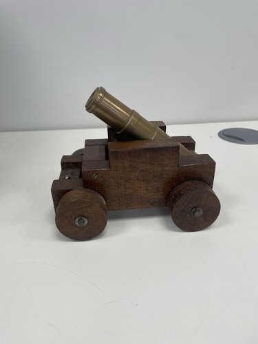 Brass and wood desktop cannon - brass,