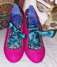 NEW Poetic Licence hot pink