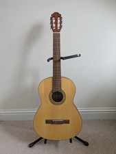 Hohner HC620 Classical Guitar - Natural Finish - Size 4/4 - Right-handed