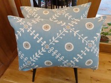 Vanessa arbuthnott huge pair - arbuthnott,