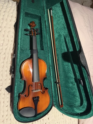 Violin outfit with bow - 4/4,