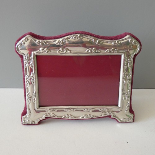 Vintage ornate photo frame - photo,