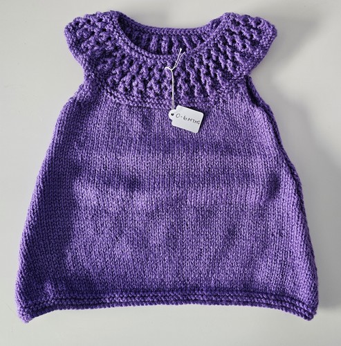 Months hand knitted - 0,