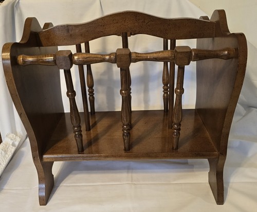 Magazine rack 1975 - rack/1975, vintage