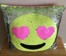 JUSTICE SEQUIN FLIP PILLOW