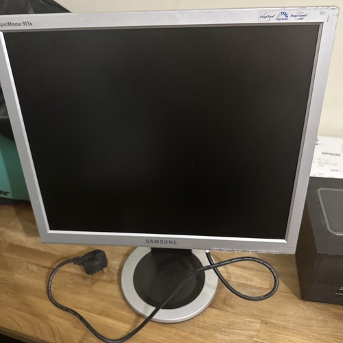 Samsung syncmaster 913n - samsung,