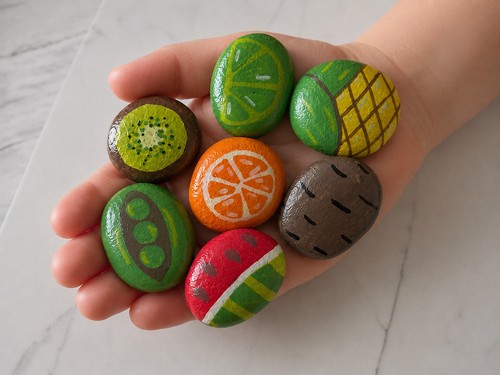 Mud kitchen sensory stones - mud,