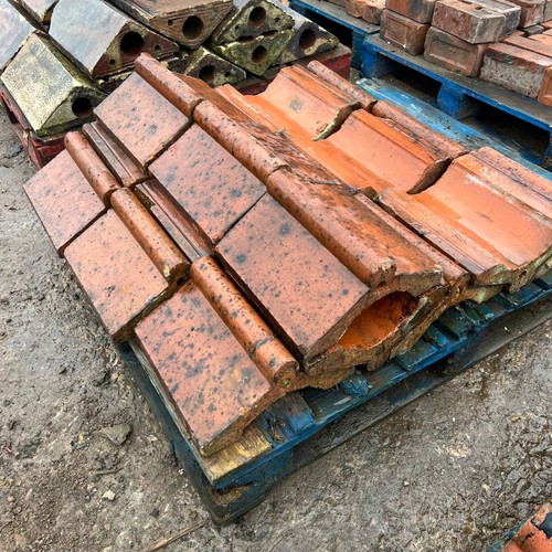 Reclaimed terracotta red wall - red,