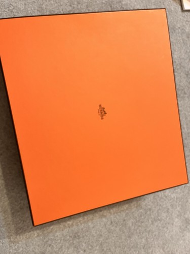 Hermes authentic empty - 1, box