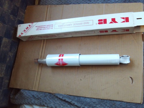 Front gas shock - gas, for