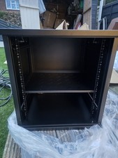 💻 SERVER / NETWORK CABINET