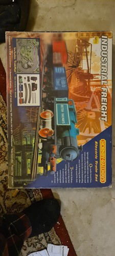 Hornby industrial freight - hornby,