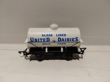 Dapol OO Gauge United Dairies