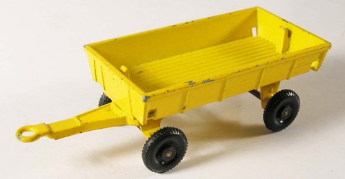 Hay trailer matchbox - no,