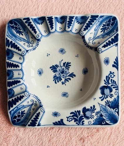 Delft ashtray dated 1916 - delft,