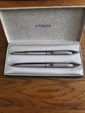 Vintage Parker 25 Fountain and