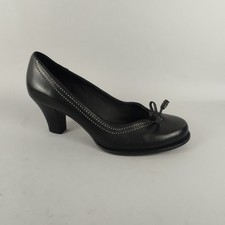 Clarks Court Shoes Womens 6.5