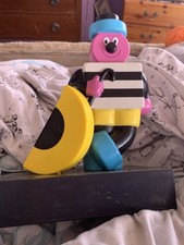 BERTIE BASSETT'S ALLSORTS  CD HOLDER  A/F SEE PHOTOS