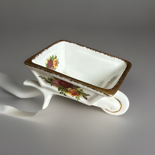Royal albert old - , roses