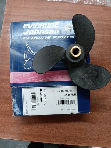 Evinrude johnson propeller - ,