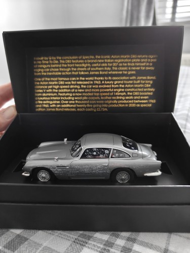 James bond corgi aston - aston, martin