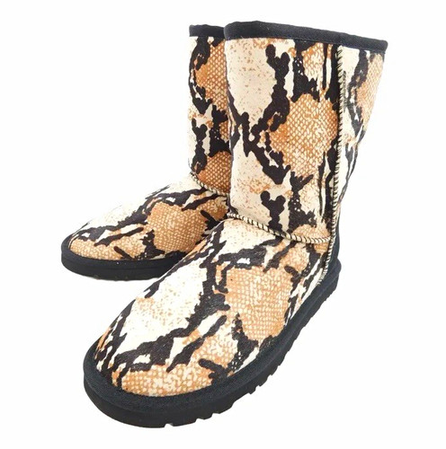 Snake print mid - ugg, pull