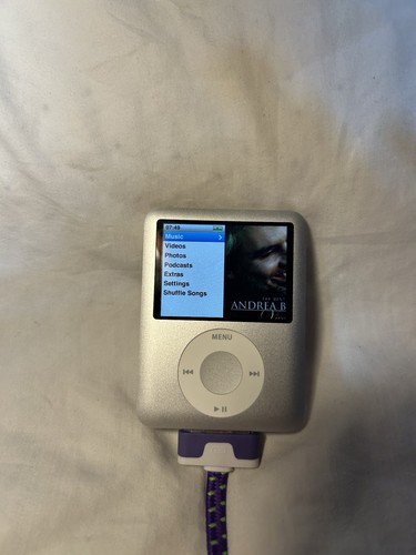 Ipod nano 3rd generation 8gb - ipod,