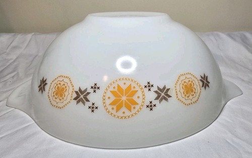 Vintage pyrex town - &, country