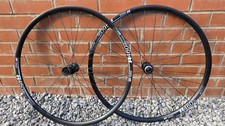 DT Swiss R460 DB Road Bike Disc Wheel Set Shimano R7070 105 Hubs