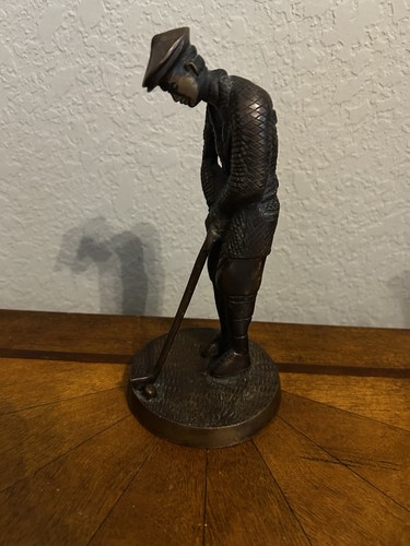 Bronze golfer putting - golfer,