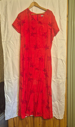 Tom taylor red - taylor, floral