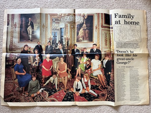 Vintage royal family photo - family,