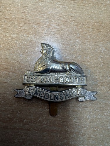 Cap badge for - for, 3rd