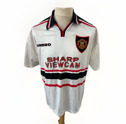 Umbro 1997 man - man, white
