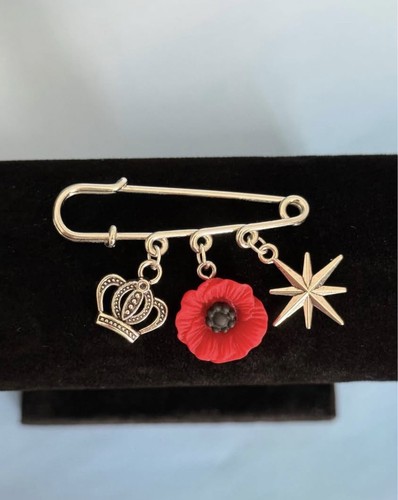 Red flower brooch pin crown - flower,