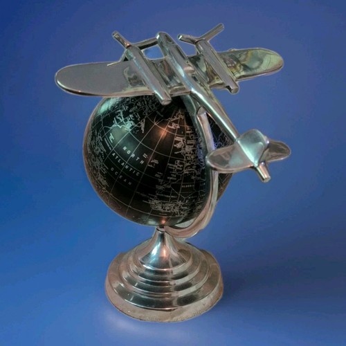 Vintage style world globe - style,