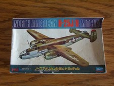 Crown 1:144 scale North