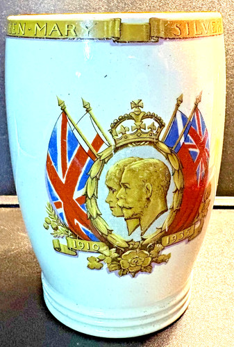 Commemorative beaker king - commemorative,