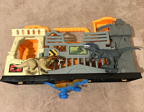 Dinosaur playset lab base with - dinosaur,