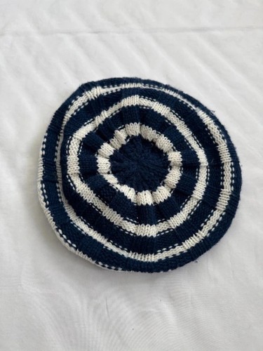 Navy white striped knit beret - striped,