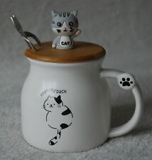 White Porcelain Mug with Spoon & Bamboo Lid w/ Cute Grey Winking Cat & Print