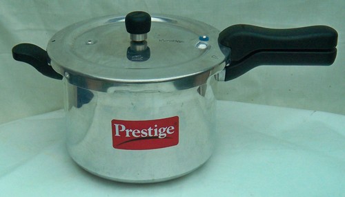 Prestige pressure cooker - pressure, 3